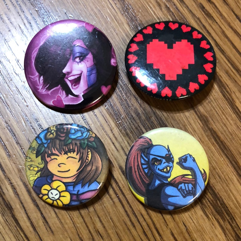 Set of 4 Undertale Pins Buttons Frisk Undyne Mettaton Red Determination Heart